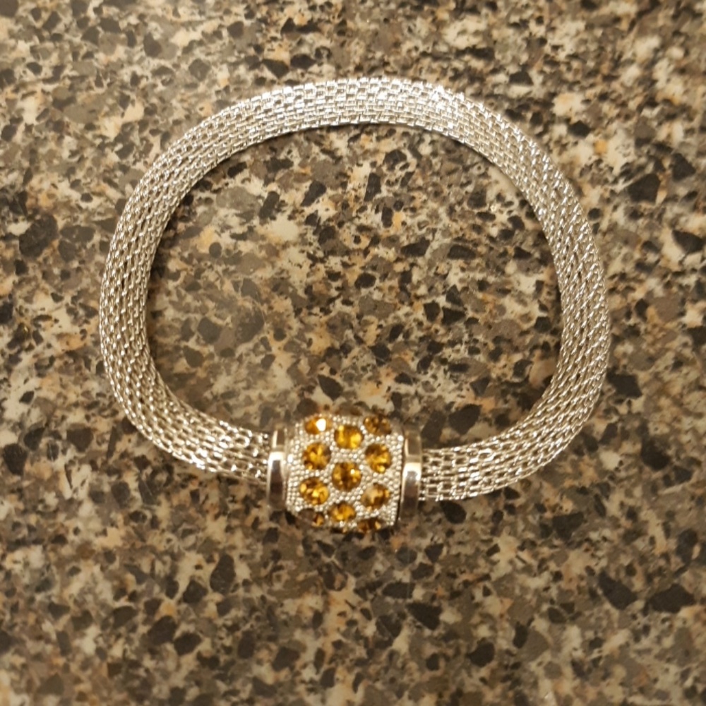 Silver Magnetic Clasp Bracelet